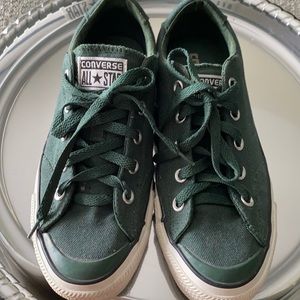 Converse shoes. Mint condition.